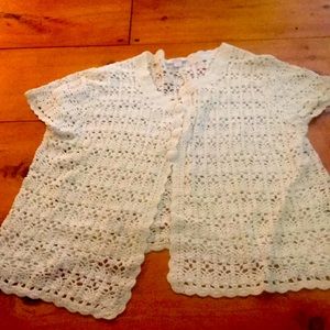 White Crocheted sweeter vest